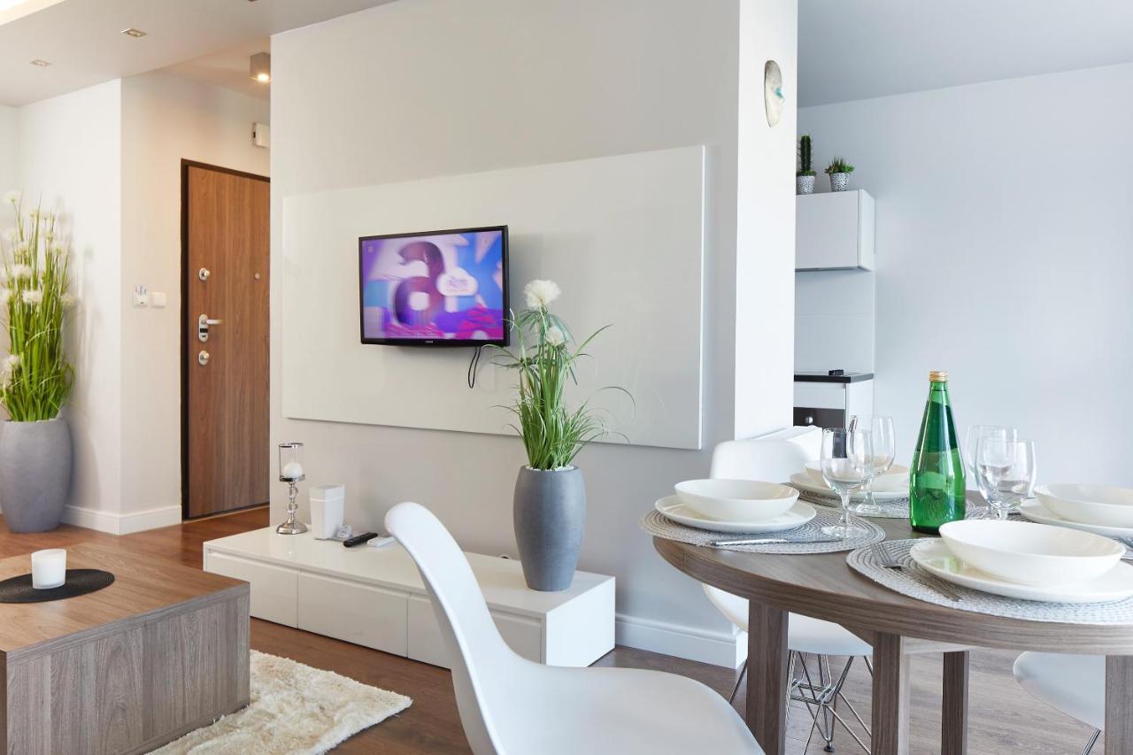 Wronia Business Residence ワルシャワ エクステリア 写真