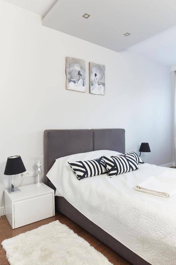 Wronia Business Residence ワルシャワ エクステリア 写真